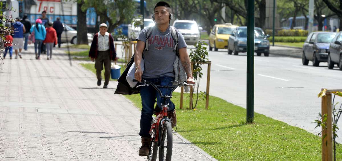 Los cuencanos en el futuro tendr&aacute;n la oportunidad de ampliar sus paseos o movilizaciones por las ciclov&iacute;as que se construir&aacute;n en este a&ntilde;o y en 2018.