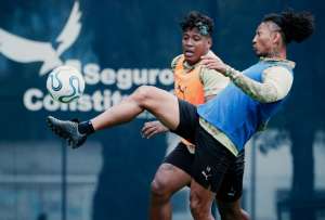 Liga recibir&aacute; a Barcelona en el Rodrigo Paz Delgado