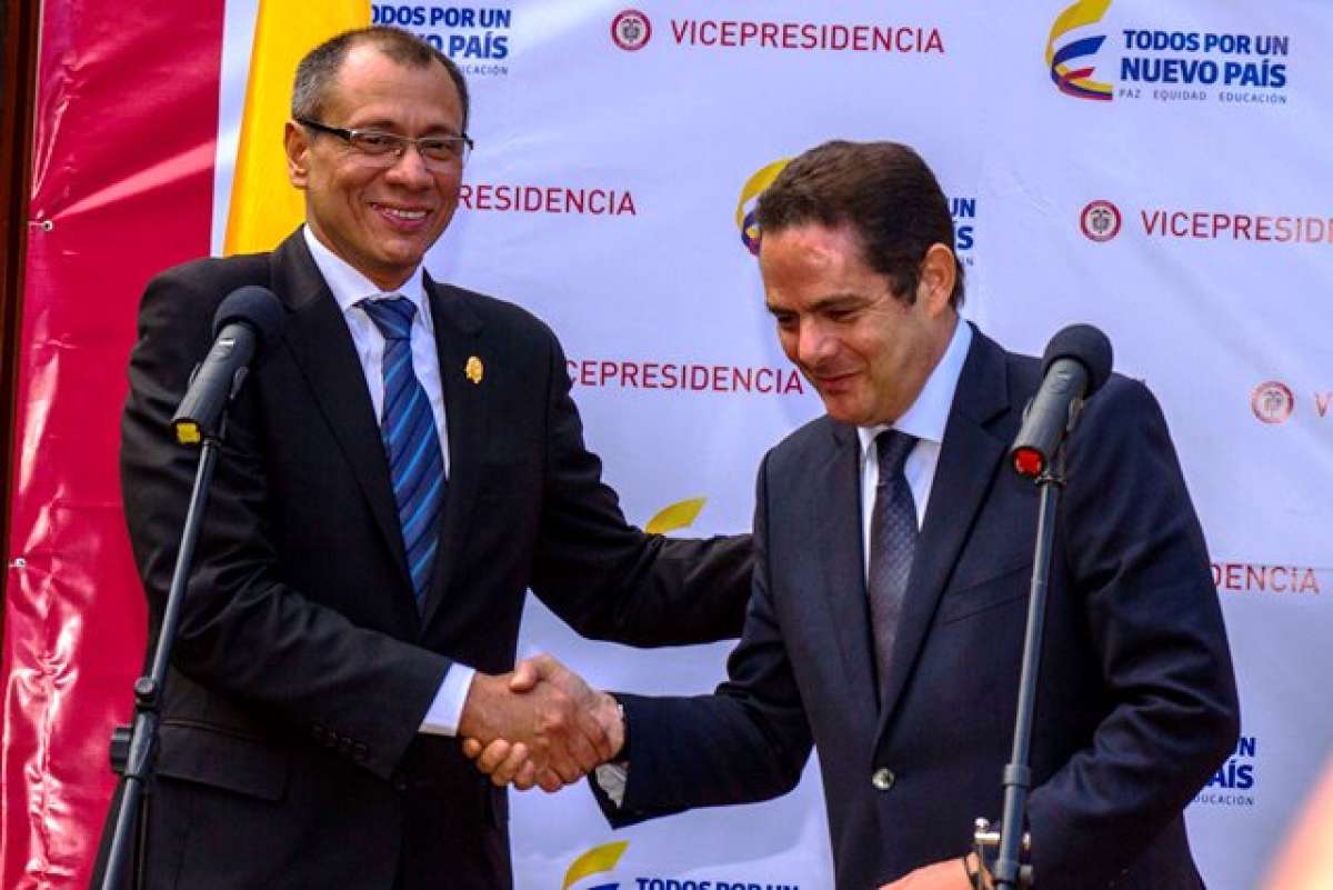 El vicepresidente ecuatoriano Jorge Glas (i) y su hom&oacute;logo colombiano Germ&aacute;n Vargas comparten experiencias agroindustriales exitosas en ambos pa&iacute;ses. Foto: cortes&iacute;a Vicepresidencia de Ecuador