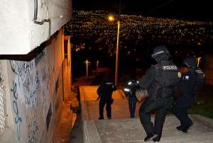 Cerca de 70 polic&iacute;as de las unidades operativas GIR, GOE, GEMA, entre otros, ejecutaron el operativo. Foto: Ministerio del Interior 