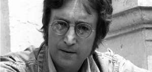 John Lennon, el m&aacute;s medi&aacute;tico de The Beatles, hoy cumplir&iacute;a 75 a&ntilde;os