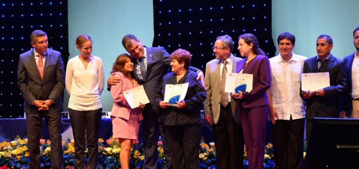 El evento se desarroll&oacute; en el auditorio del Teatro Fedenador de Guayaquil. 