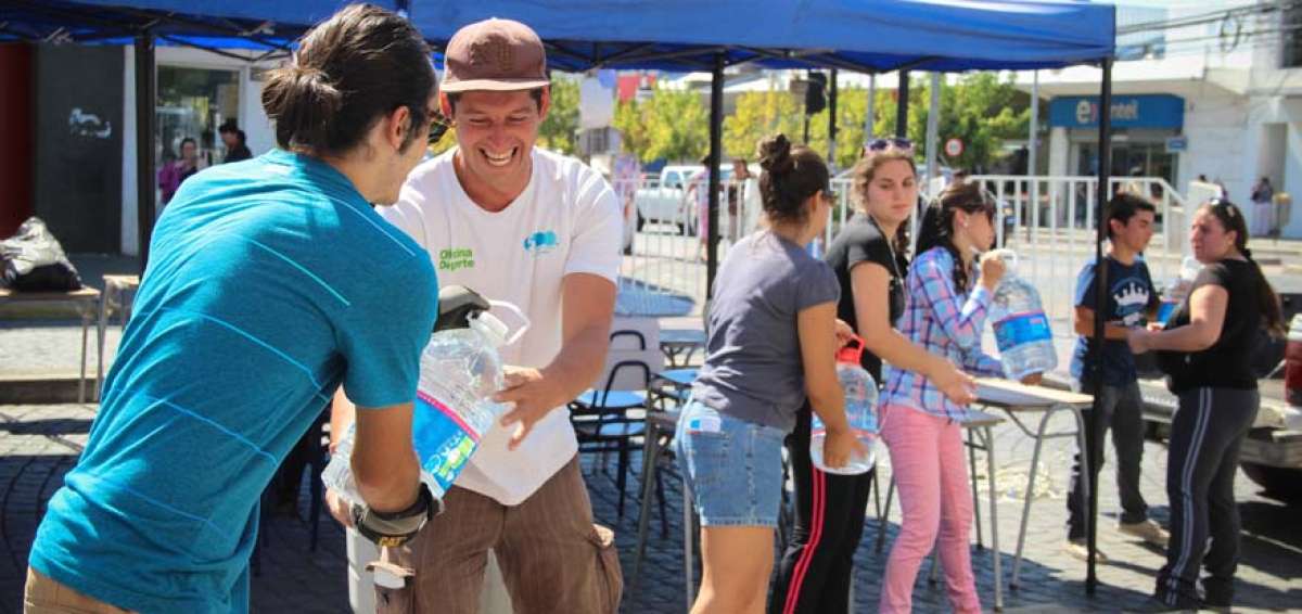 La ayuda que brindan los imbabure&ntilde;os a sus compatriotas de la Costa se organiza a trav&eacute;s de varias entidades.