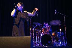 El concierto ofrecido por la artista chilena form&oacute; parte de  en Ecuador form&oacute; parte la Feria Internacional del Libro. Foto: Mario Egas / EL TEL&Eacute;GRAFO