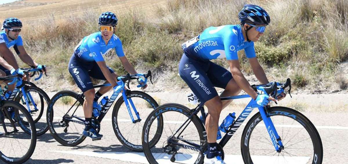 Richard Carapaz (der.) lleg&oacute; en sexto puesto ayer en la cuarta etapa de la Vuelta a Burgos, cuya &uacute;ltima jornada se disputa este s&aacute;bado 17 de agosto de 2019