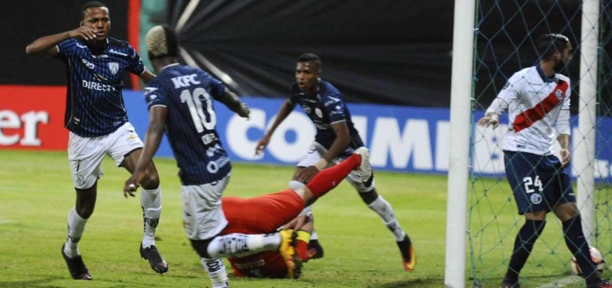 Independiente empat&oacute; 2-2 con Municipal y accedi&oacute; de fase en la Libertadores