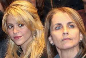¿La mamá de Piqué apoya a Shakira?