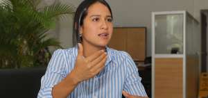 La patinadora Mar&iacute;a Eduarda Fuentes, representante de los deportistas en el directorio de Fedeguayas, visit&oacute; las instalaciones de EL TEL&Eacute;GRAFO.