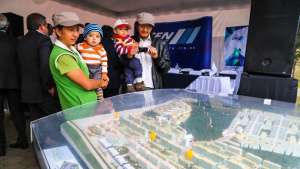 Gracias al convenio se reducir&aacute; los tiempos de entrega de los pr&eacute;stamos, d&aacute;ndole m&aacute;s acceso a los ecuatorianos a viviendas de inter&eacute;s social. Foto: Mario Egas / EL TEL&Eacute;GRAFO 
