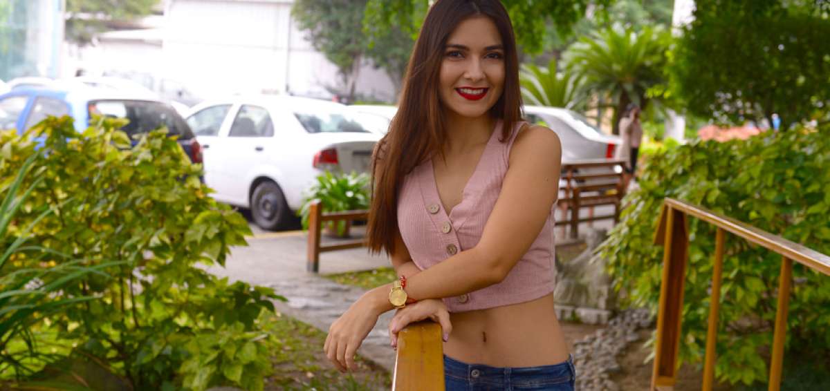 La artista Daniela Mora sigue ascendiendo en su carrera, esta vez con su nueva producci&oacute;n titulada &ldquo;Bajo cero&rdquo;.