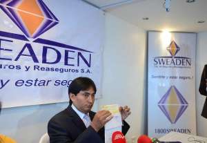 El titular de la aseguradora Sweaden garantiz&oacute; que se cumplir&aacute; con las respectivas indemnizaciones para las personas afectadas. Foto: &Aacute;lvaro P&eacute;rez / EL TEL&Eacute;GRAFO