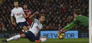 Liverpool y Tottenham empatan a dos en un espectacular partido