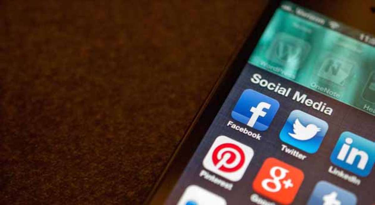 El usuario de internet en Am&eacute;rica Latina es joven y prefiere acceder a la web a trav&eacute;s de un m&oacute;vil. Foto: Tomado de Internet