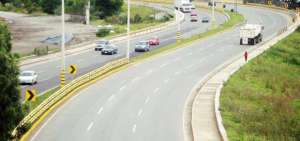 Diecisiete patrullas de caminos monitorean las v&iacute;as este feriado