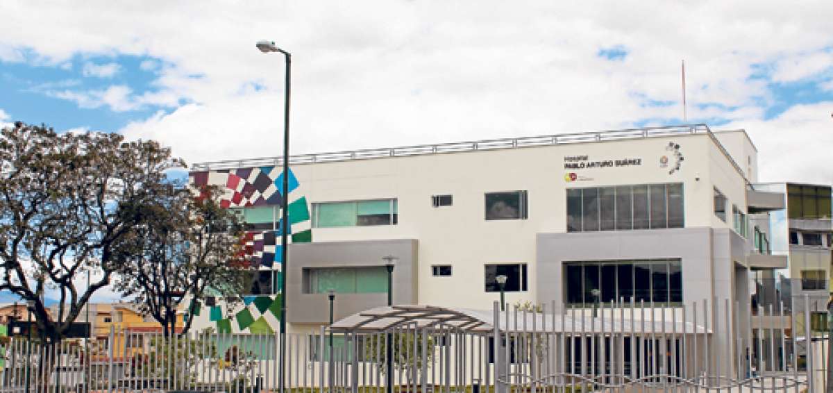 El &aacute;rea de consulta externa contar&aacute; con 18 subespecialidades, como cirug&iacute;a vascular y traumatolog&iacute;a. Los usuarios consultados esperan su apertura. Foto: Cortes&iacute;a MSP