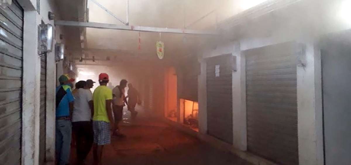 Comerciantes ser&aacute;n reubicados