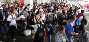 La Terminal Terrestre de Guayaquil, estuvo abarrotada de viajeros por el feriado.