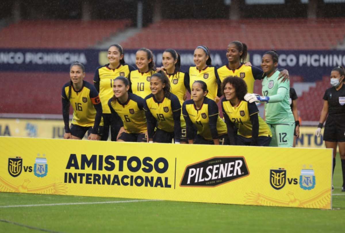 La Selecci&oacute;n Femenina de Ecuador pide igualdad y demuestra su juego ante Argentina