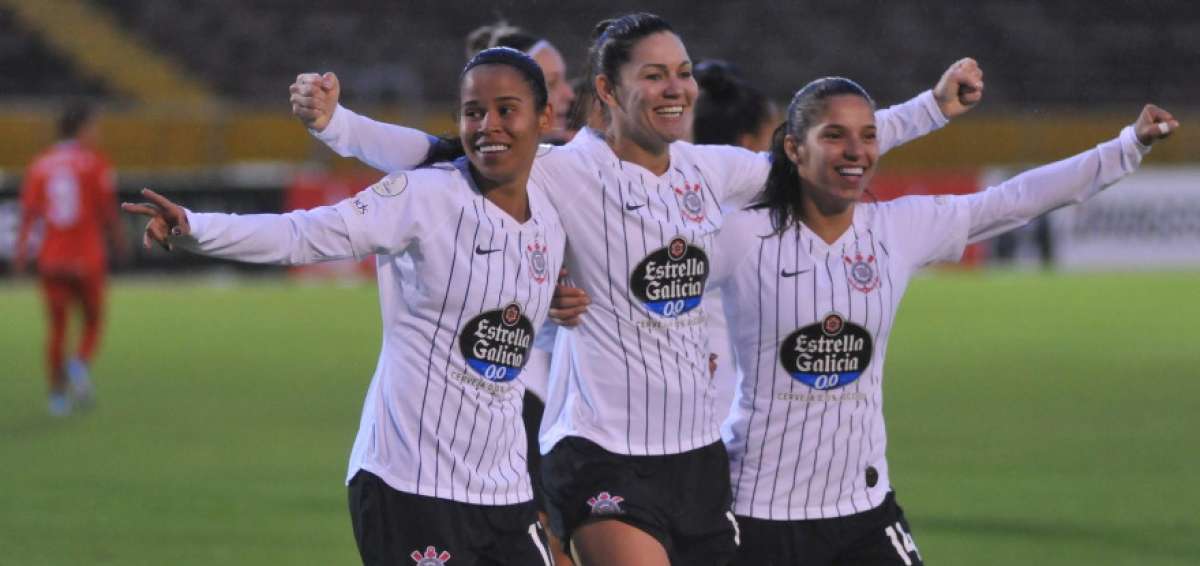 Corinthians atesor&oacute; su segunda victoria y pas&oacute; a liderar el Grupo C con seis puntos.