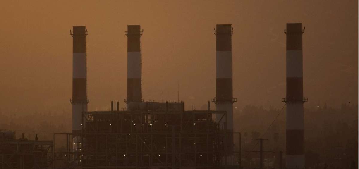 El Consorcio de la Sociedad M&eacute;dica sobre el Clima y la Salud propone la transici&oacute;n hacia energ&iacute;as limpias renovables. 