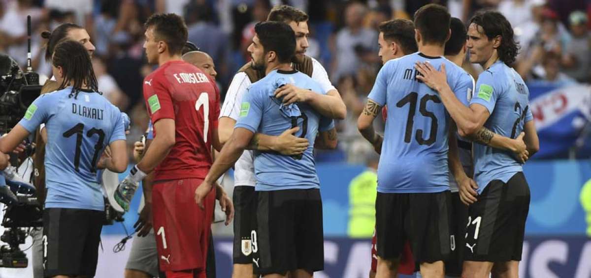 Uruguay es el primer sudamericano en clasificar a octavos
