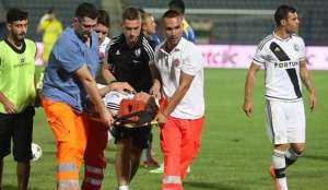 UEFA da ganador al Legia Varsovia en partido suspendido ante el Kuk&euml;s