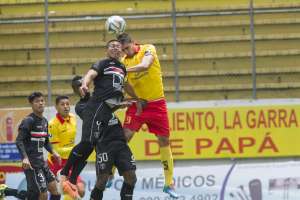 El Aucas se enfrenta hoy al Macar&aacute;, de Ambato. Foto: Fernando Sandoval/ EL TEL&Eacute;GRAFO. 