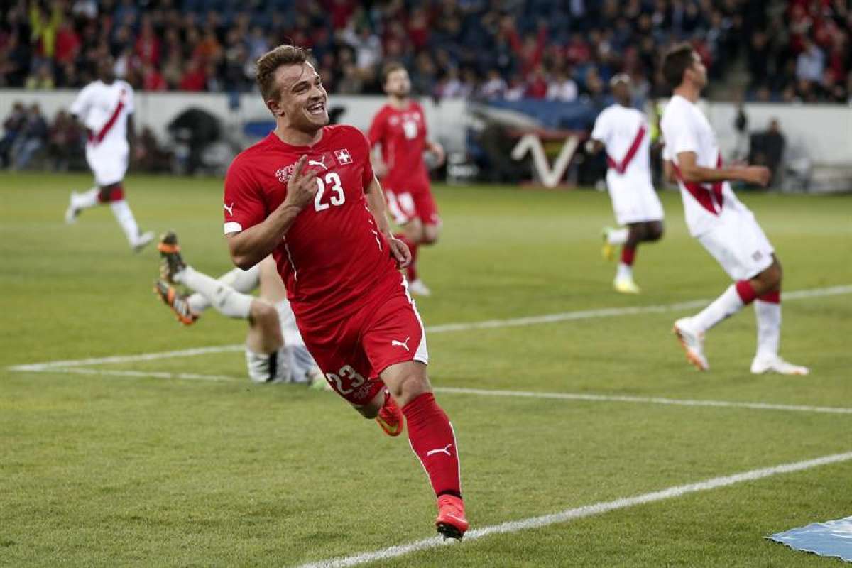 Xerdan Shaqiri entr&oacute; al cambio y anot&oacute; un gol ante los peruanos. Foto: EFE