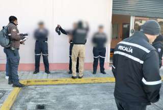 La Fiscalía investiga a policías por venta de armas y municiones a grupos delincuenciales