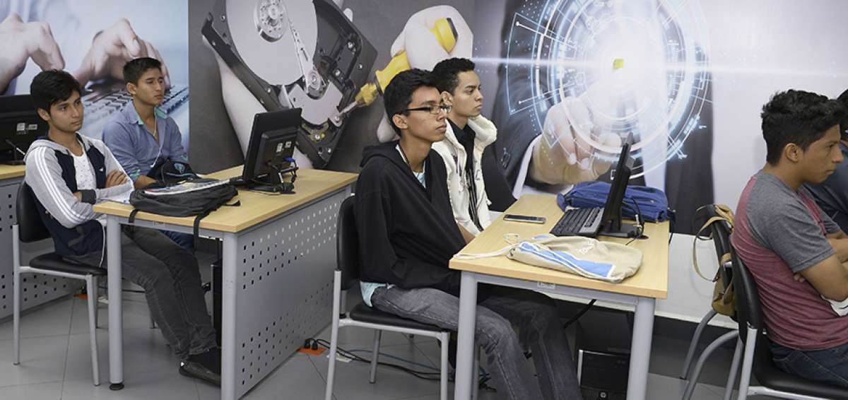 Los futuros postulantes para el nivel educaci&oacute;n superior podr&aacute;n acceder a los institutos t&eacute;cnicos y tecnol&oacute;gicos p&uacute;blicos. Hay 88 en el pa&iacute;s.