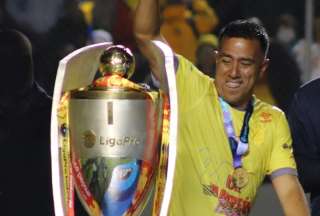 César Farías ganó el título de LigaPro con Aucas en 2022