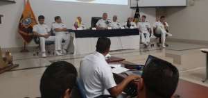 Darwin Jarr&iacute;n, comandante de la Marina, e mostr&oacute; sorprendido que la Prefectura haya terminado el convenio de forma unilateral.