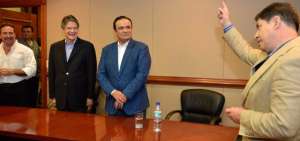 &iquest;Falta de identidad pol&iacute;tica de C&eacute;sar Rodr&iacute;guez?