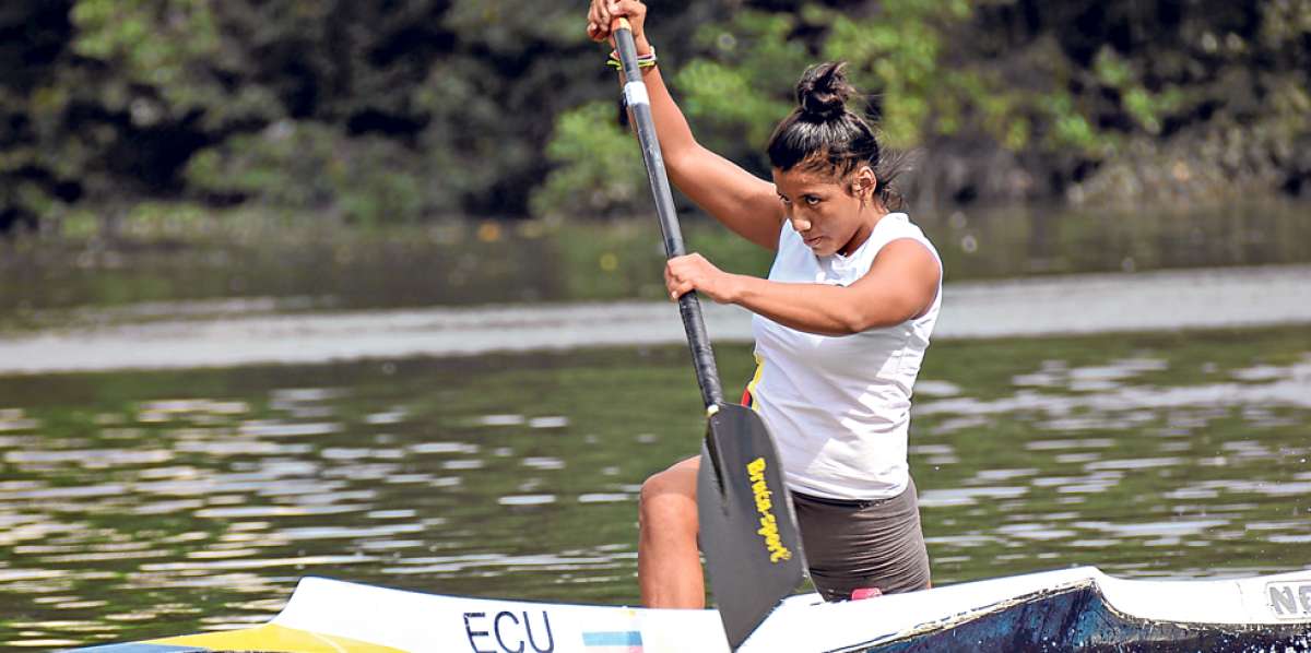 Joselyn Vill&oacute;n es la primera ecuatoriana que gan&oacute; oro en el Sudamericano de Canotaje en Ibarra. Foto: tomado del flickr Ministerio del Deporte