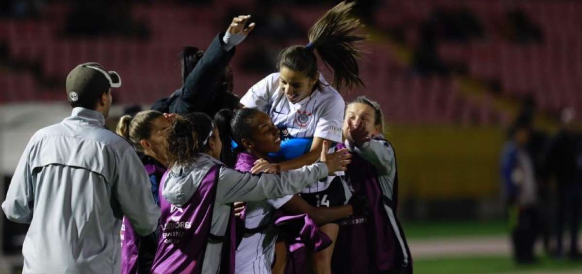 Corinthians golea al Am&eacute;rica para clasificar a la final