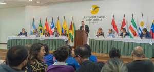 Nueve de 18 candidatos a la alcald&iacute;a debatieron la noche del jueves en la Universidad Andina Sim&oacute;n Bol&iacute;var.