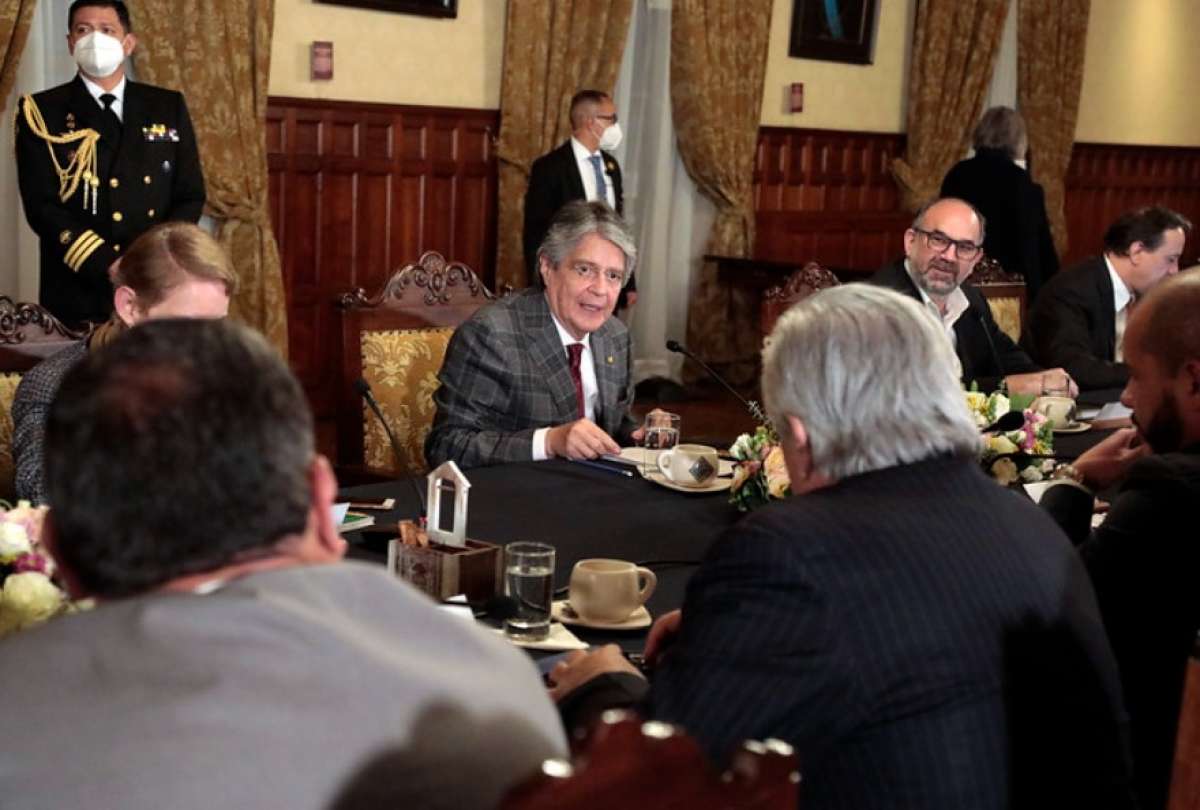 Gobierno mantuvo reuni&oacute;n con la Izquierda Democr&aacute;tica