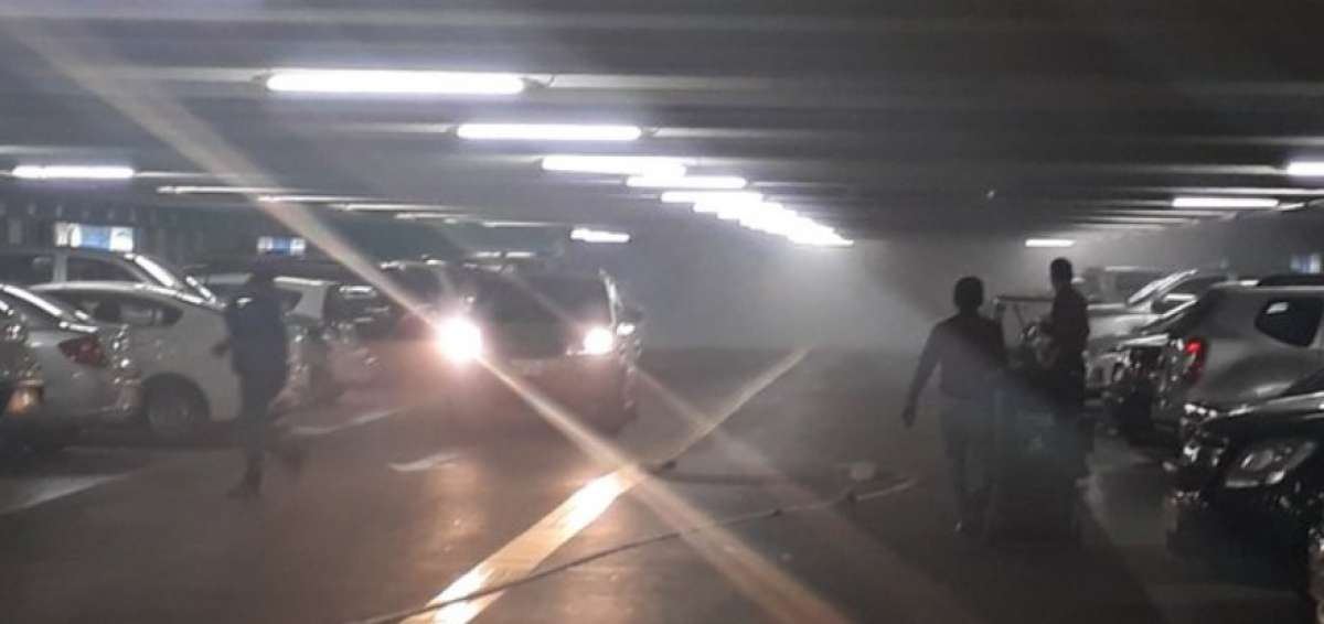 El incidente fue controlado en minutos por el propio personal del Mall. Los bomberos llegaron para verificar que todo estuviera bien.