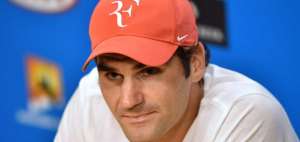 Federer es operado y se pierde los torneos de Rotterdam y Dub&aacute;i