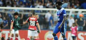 Juan Carlos Paredes, lateral derecho de Emelec, se lamenta luego de la derrota (2-1) ante Flamengo de Brasil, el mi&eacute;rcoles pasado en Guayaquil.