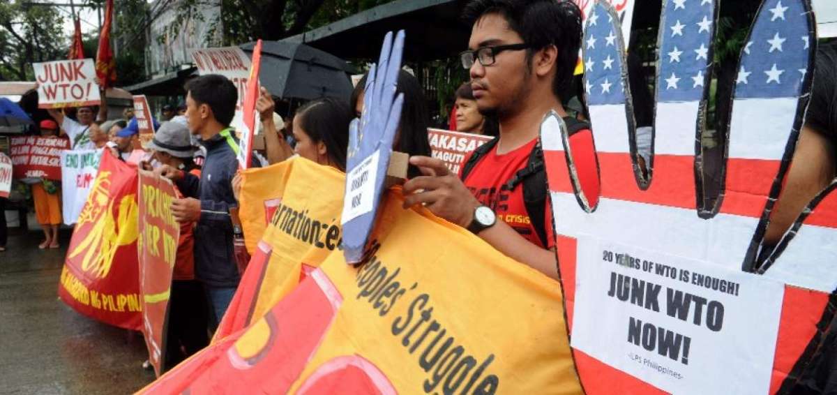 Activistas contra globalizaci&oacute;n demandaron resultados m&aacute;s favorables para los pa&iacute;ses en desarrollo.   