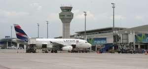 El aeropuerto inici&oacute; una expansi&oacute;n del &aacute;rea de pasajeros, sin embargo, el proyecto entr&oacute; en pausa a ra&iacute;z de la pandemia por covid-19.