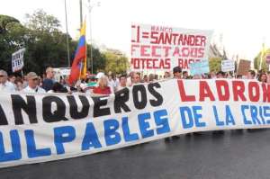 Hace cuatro a&ntilde;os varias asociaciones de inmigrantes  luchan  por hallar  una soluci&oacute;n global al problema de las hipotecas. Foto: cortes&iacute;a