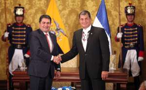 Los mandatarios se reunieron hoy en el Palacio de Carondelet. Foto: Presidencia 