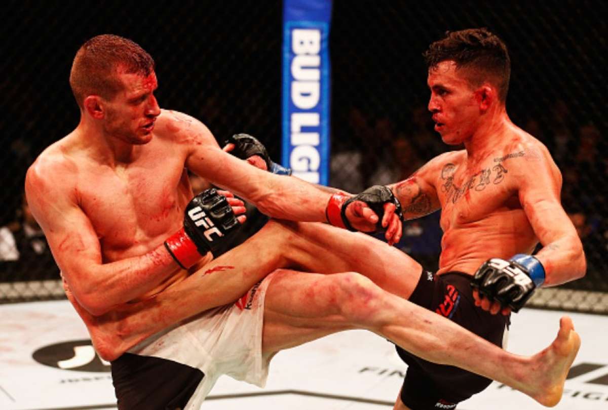 Chito Vera visualiza un nocaut en el primer round de la pelea frente a Davey Grant&nbsp;