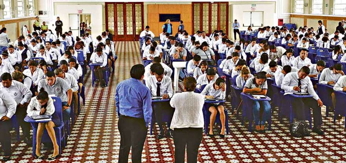 La semana pasada el Instituto Nacional de Evaluaci&oacute;n Educativa asegur&oacute; que se vulner&oacute; la seguridad del examen Ser Bachiller en el r&eacute;gimen Costa.
