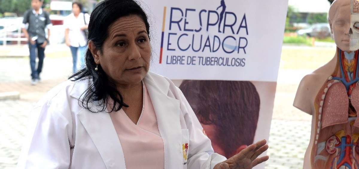 El MSP dio charlas en la Universidad de Guayaquil sobre la tuberculosis