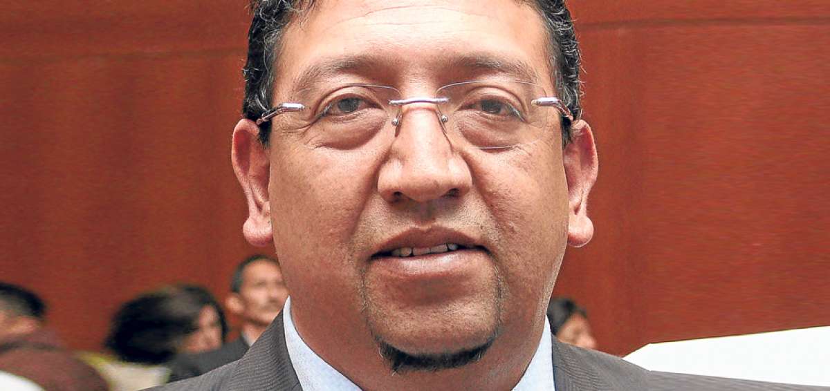 Comuneros presionan por apertura de una v&iacute;a