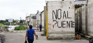 Las estructuras ubicadas al final de la calle Ernesto Alb&aacute;n est&aacute;n abandonadas desde hace un a&ntilde;o.