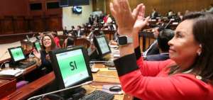 La Asamblea aprueba las reformas al C&oacute;digo de la Democracia